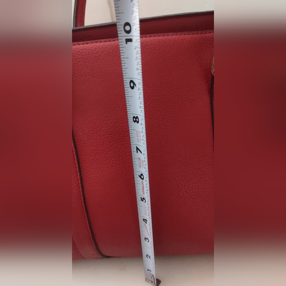 Just Fab Large Satchel Hand Shoulder Bag Gorgeous  Red EUC lot of details - Picture 9 of 11